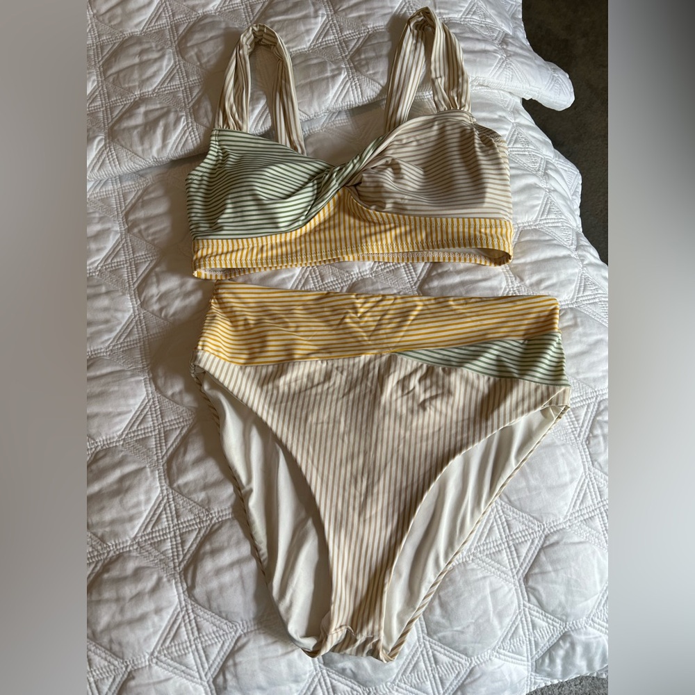 ANTONIO MELANI Cream and Yellow Striped Bathing Suit Set